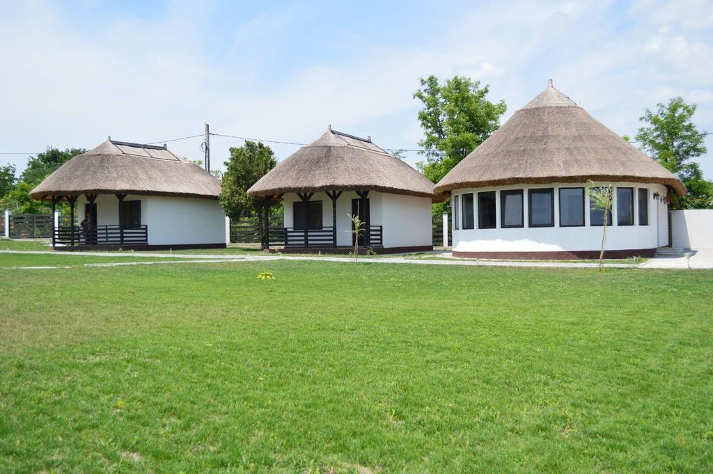 Casa Patru Anotimpuri Hotel Dunavăţu de Jos Eksteriør billede