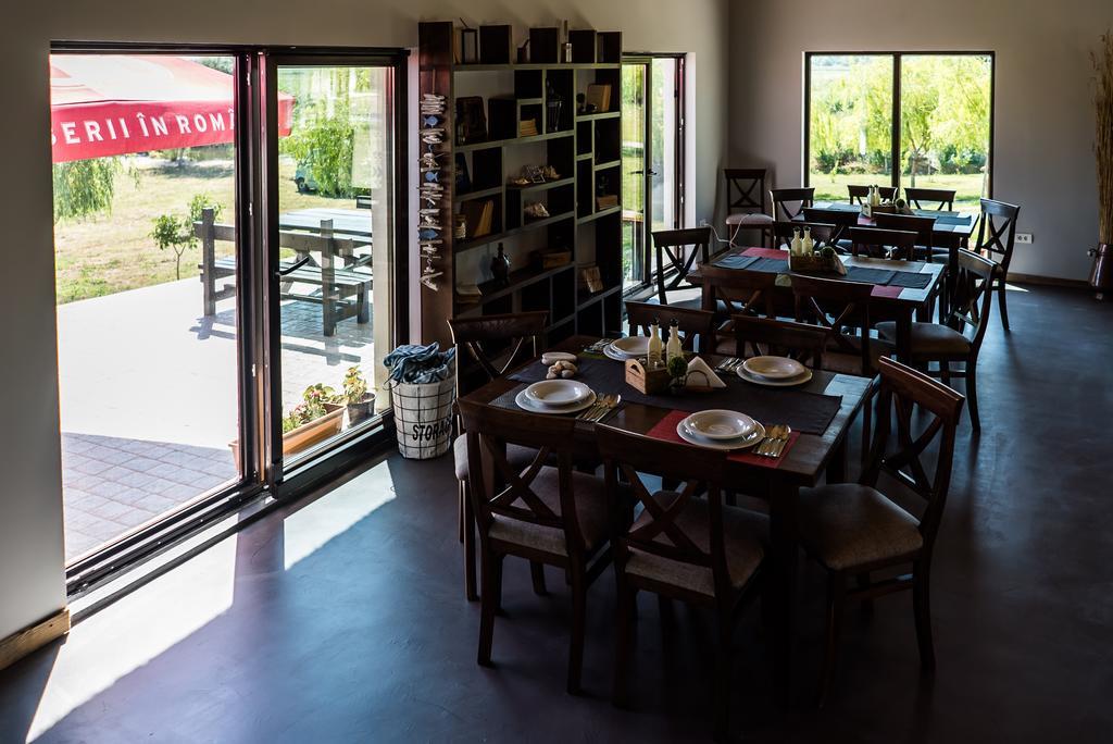 Casa Patru Anotimpuri Hotel Dunavăţu de Jos Eksteriør billede