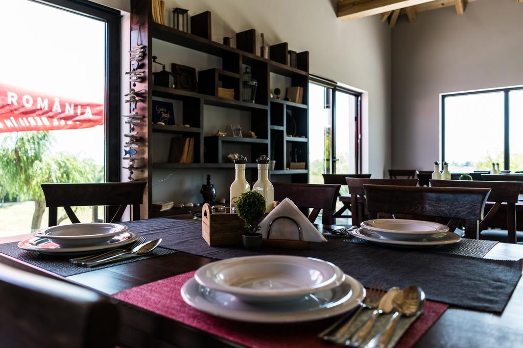 Casa Patru Anotimpuri Hotel Dunavăţu de Jos Eksteriør billede