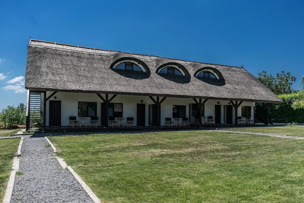 Casa Patru Anotimpuri Hotel Dunavăţu de Jos Eksteriør billede