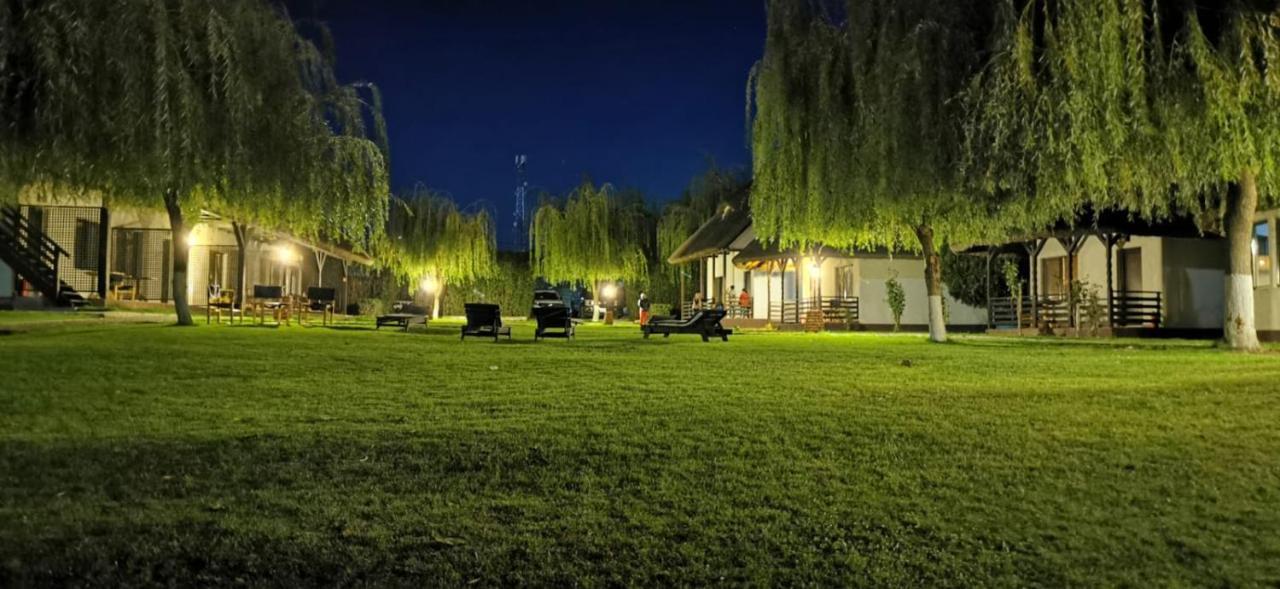 Casa Patru Anotimpuri Hotel Dunavăţu de Jos Eksteriør billede